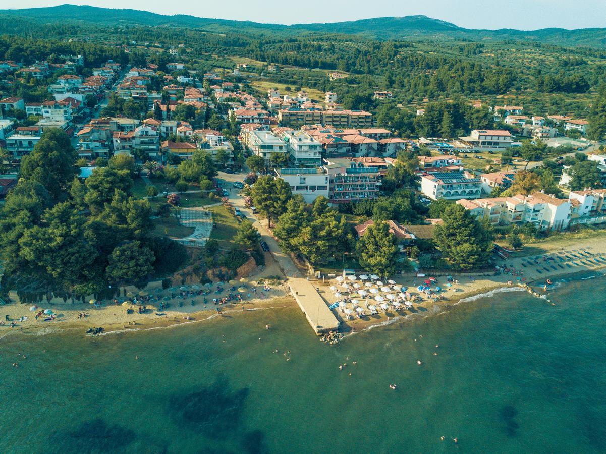 Hotel Vozina Metamorfosi  Exteriér fotografie