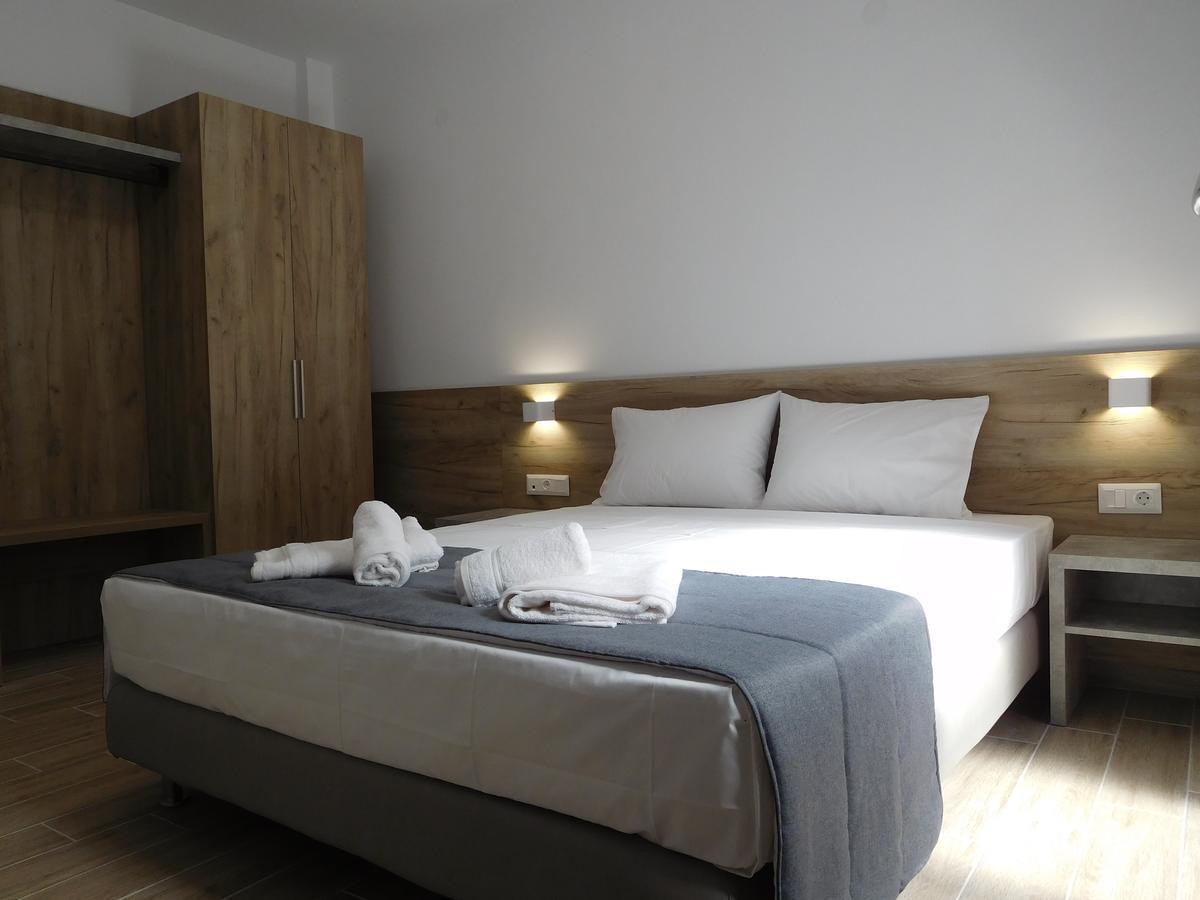 Hotel Vozina Metamorfosi  Exteriér fotografie